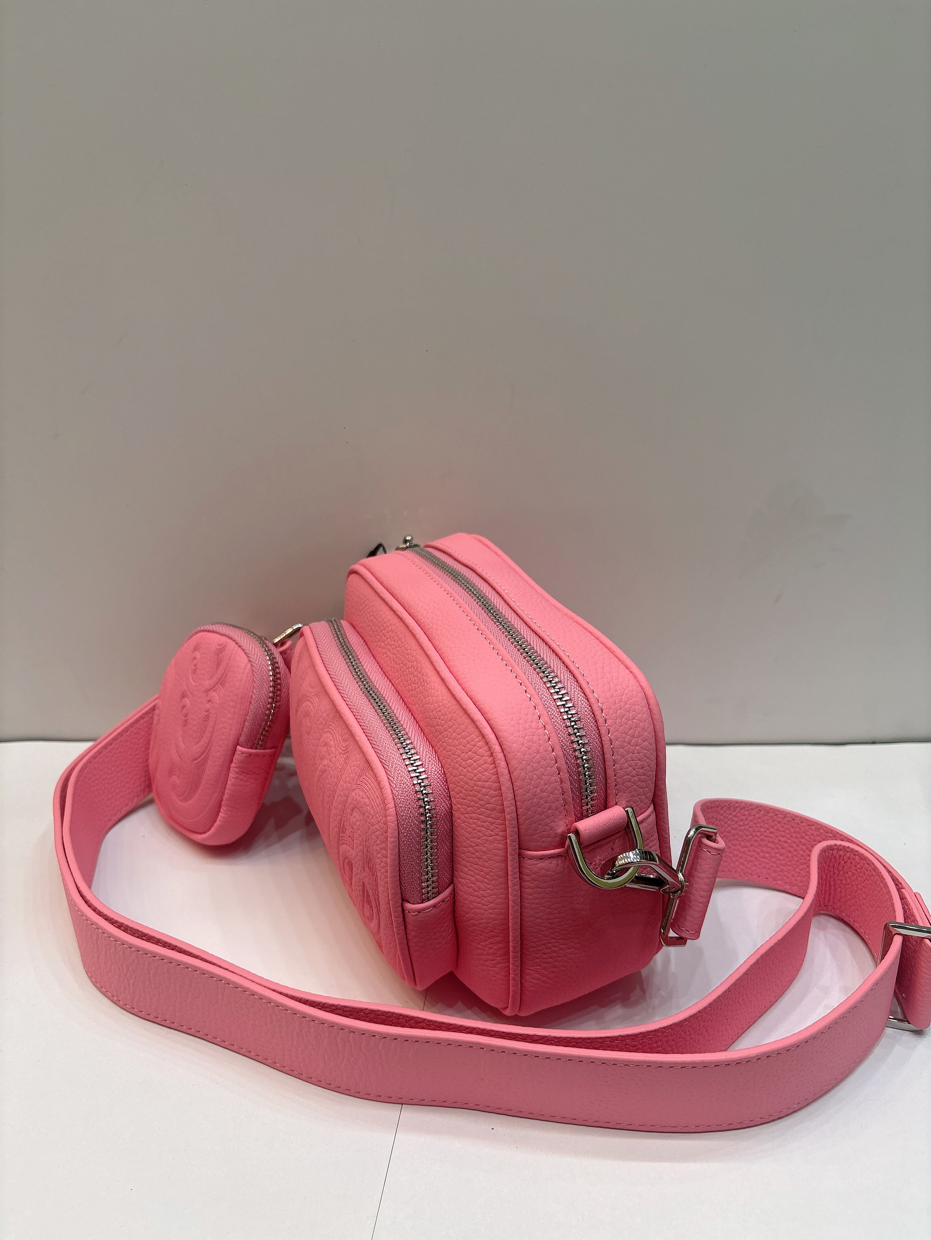 Compact Leather Shoulder bag