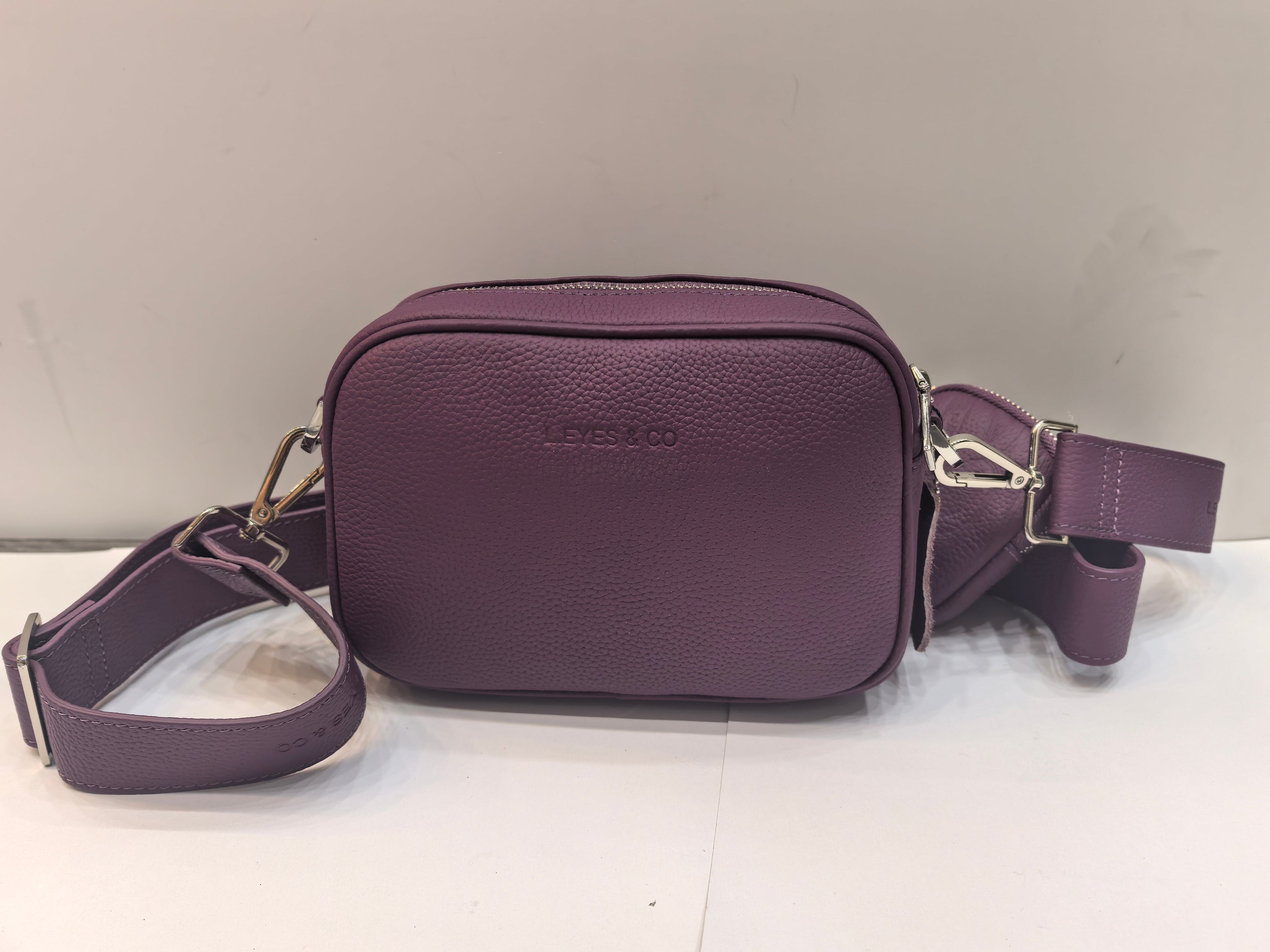 Compact Leather Shoulder bag