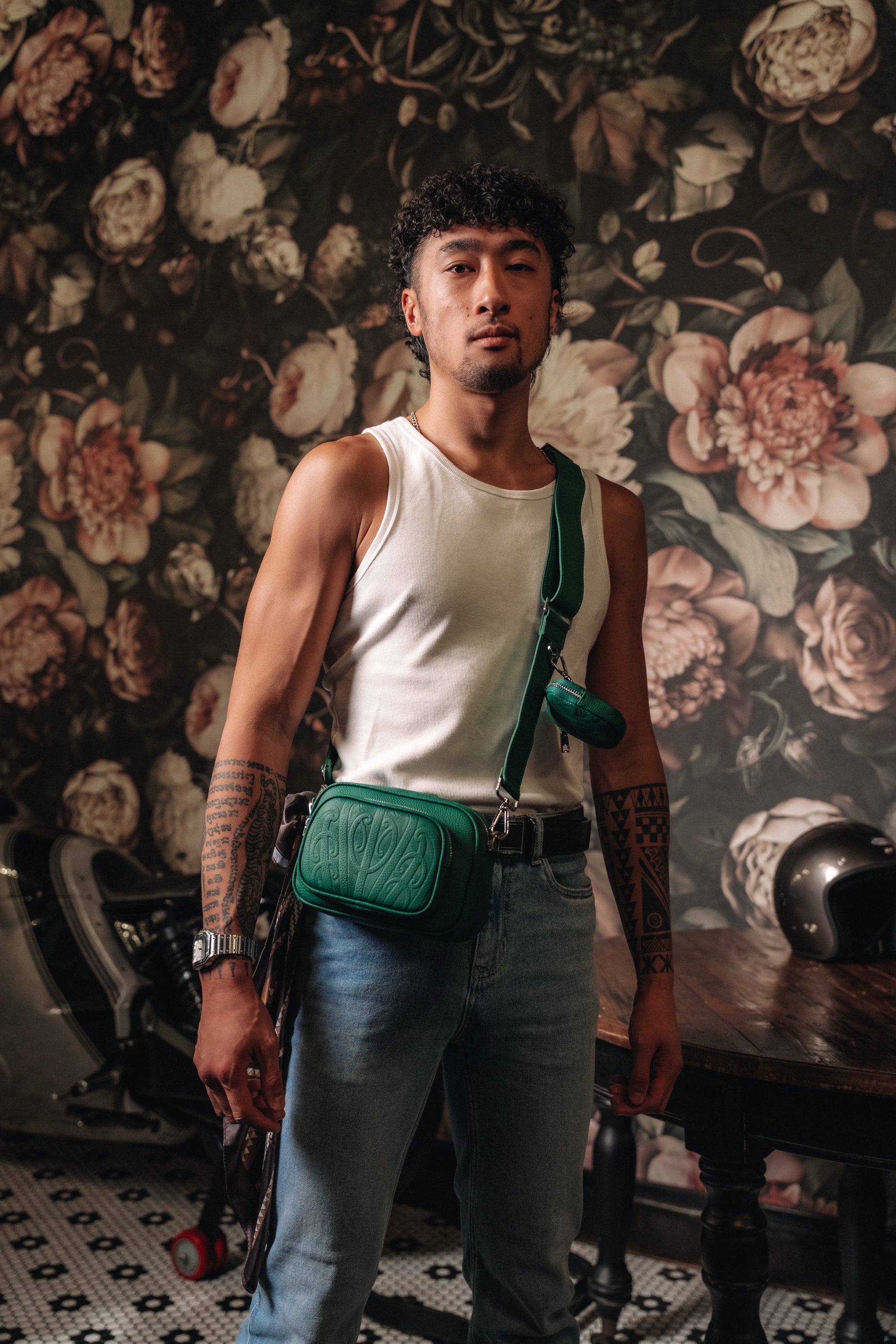 Compact Leather Shoulder bag