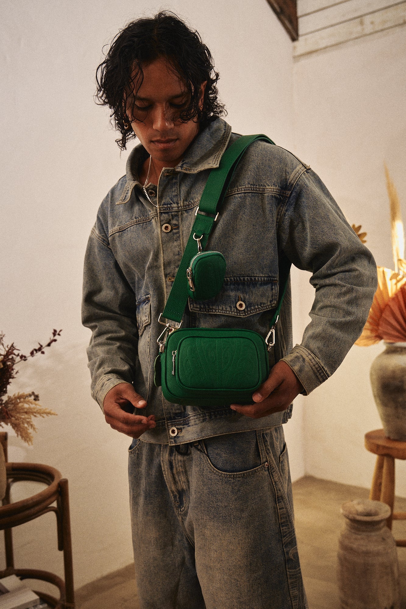 Compact Leather Shoulder bag